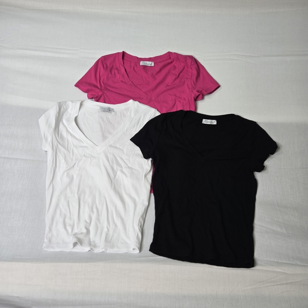Stylish‎ Women's V-Neck Tee Set - White, Pink, Black319